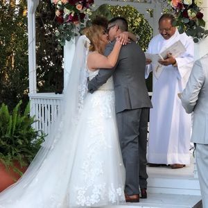 Meet your Posher, Yesenia